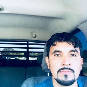 Meet your Posher, Justino